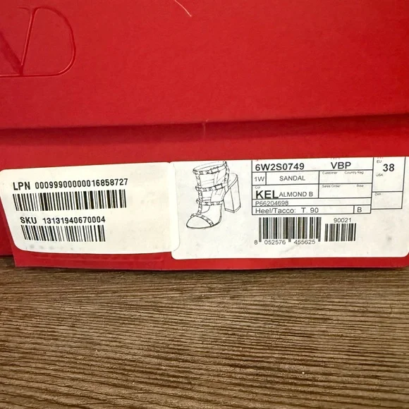 Valentino Garavani Tan Studded Sandals - Picture 3 of 12